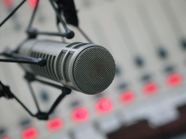 13AllChat.Com Radio Live